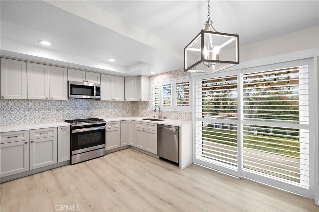 28142 Via Bonalde, Mission Viejo CA 92692 - photo 1