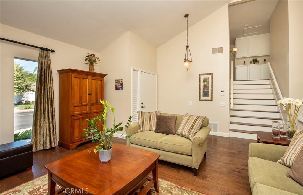 Living room, large picture windows - 28152 Amable, Mission Viejo CA 92692 - photo 6