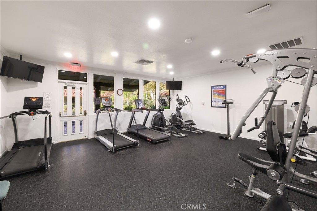 28152 Via Bonalde, Mission Viejo CA 92692 - photo 42