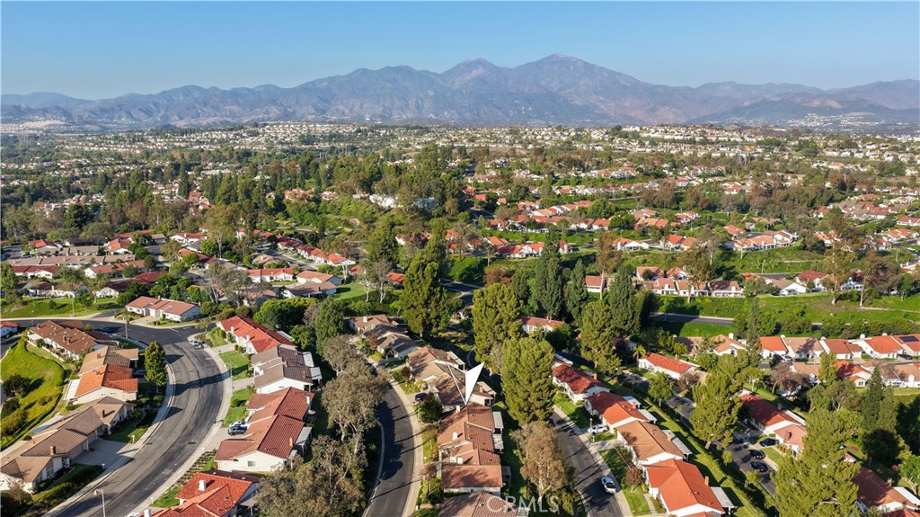 28152 Via Bonalde, Mission Viejo CA 92692 - photo 47