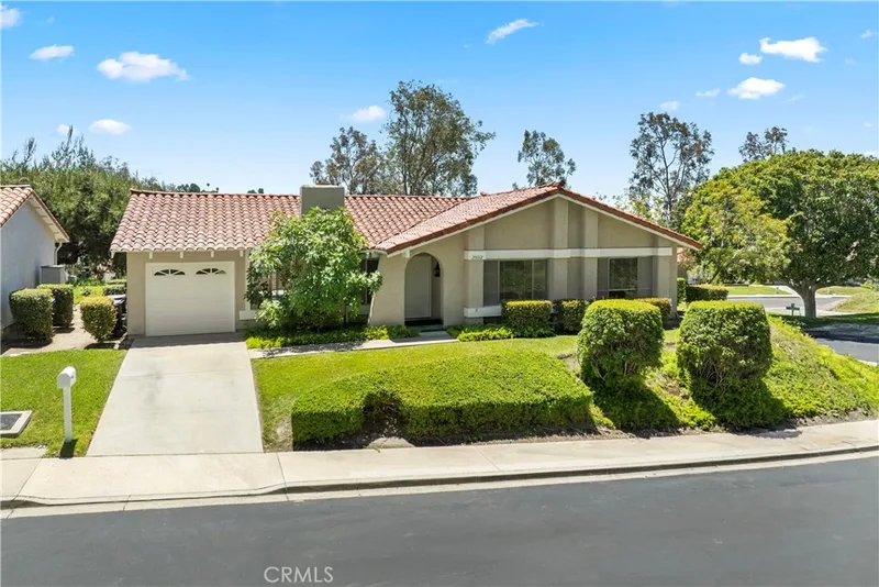 28162 Via Pondal, Mission Viejo, CA 92692