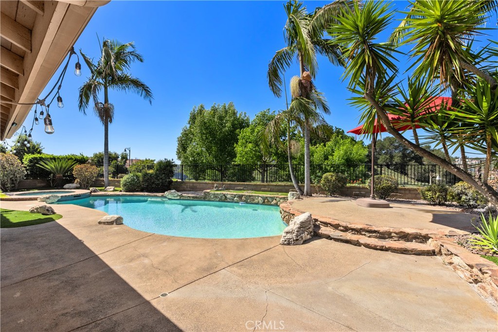 28171 Tinajo, Mission Viejo CA 92692 - photo 35
