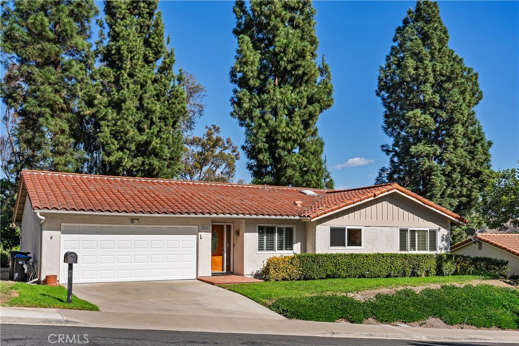28252 Via Herrera, Mission Viejo CA 92692 - photo 2