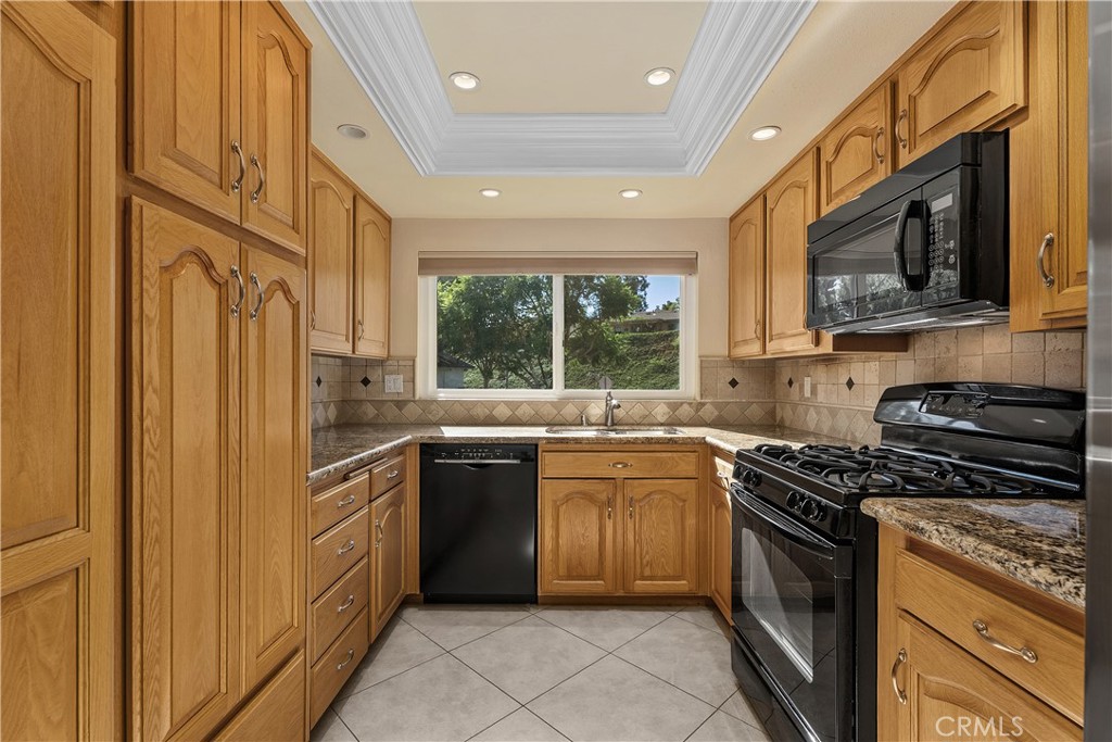 28252 Via Herrera, Mission Viejo CA 92692 - photo 8
