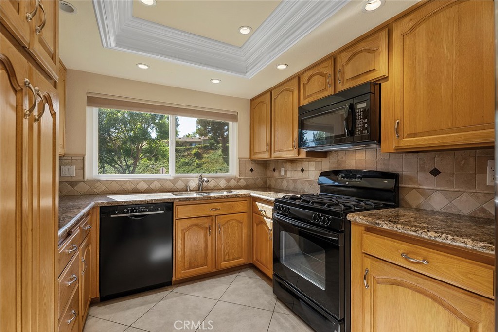 28252 Via Herrera, Mission Viejo CA 92692 - photo 9
