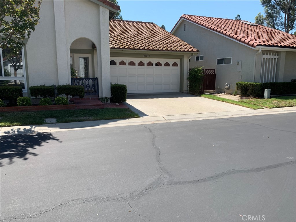 28258 Zarza, Mission Viejo CA 92692 - photo 1