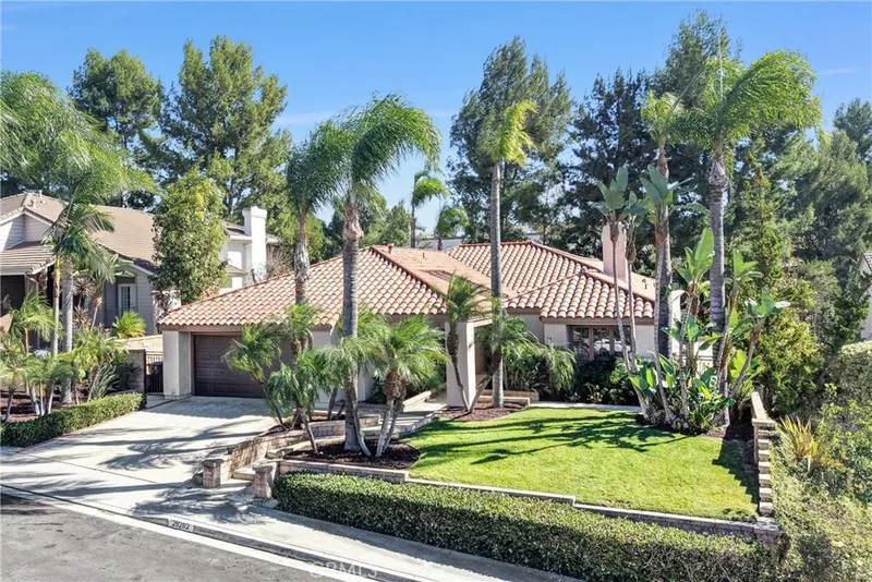 28282 La Caleta, Mission Viejo
