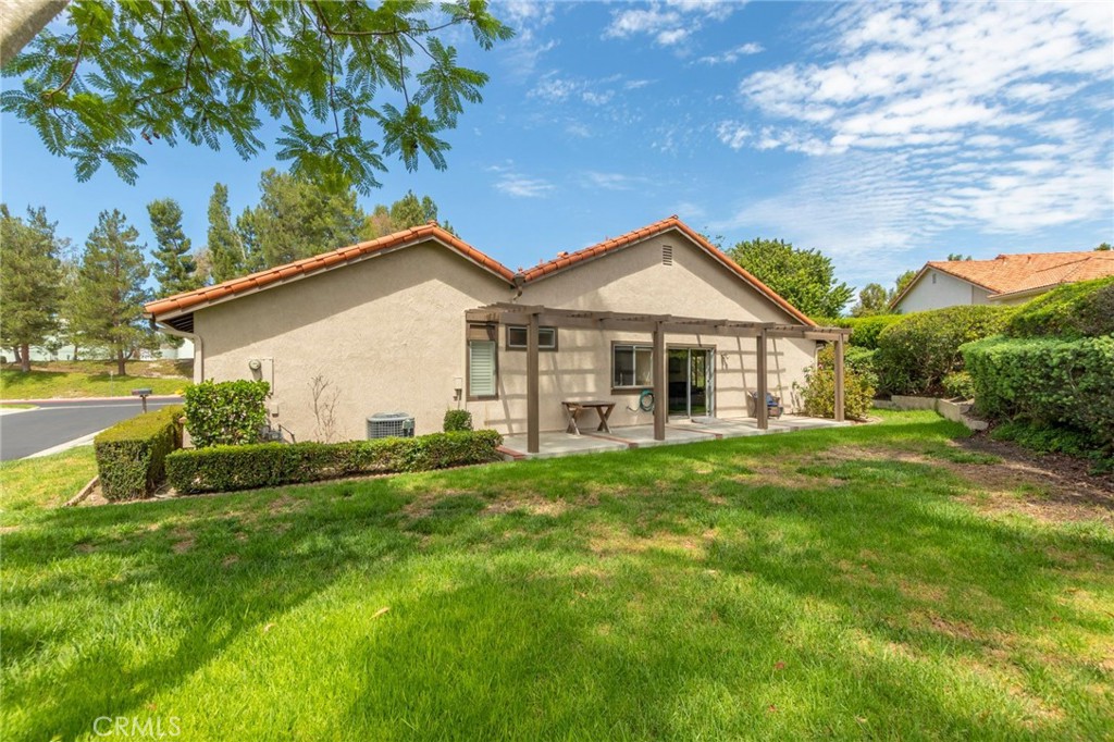 large covered patio - 28302 Borgona, Mission Viejo CA 92692 - photo 7