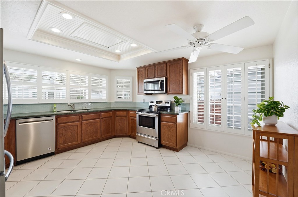 28315 Alava, Mission Viejo CA 92692 - photo 9