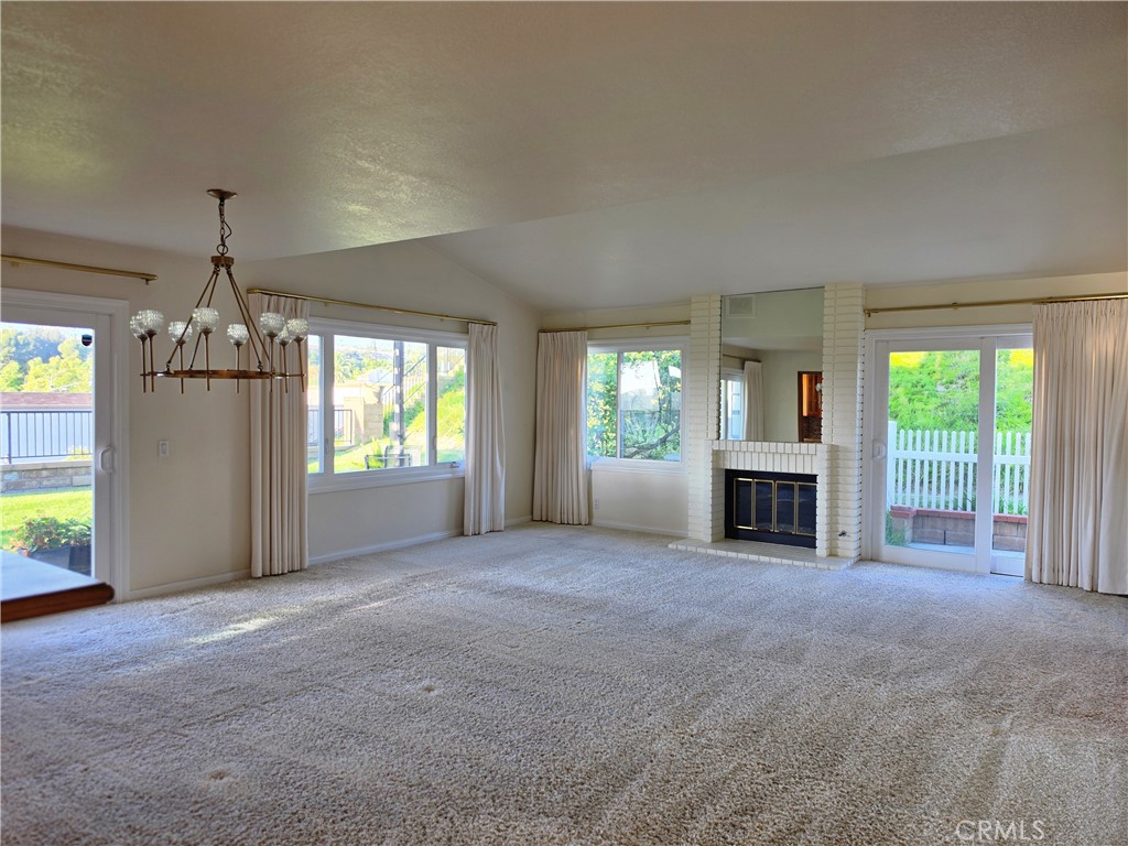 Windows & sliders light up the great room!!! - 28383 ALAVA, Mission Viejo CA 92692 - photo 5