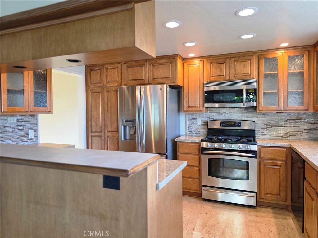 Stainless appliances included - 28383 ALAVA, Mission Viejo CA 92692 - photo 8