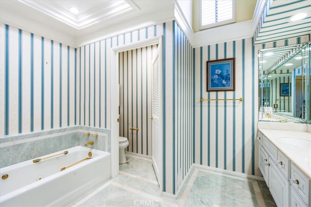 The Master Bathroom - 28391 Borgona, Mission Viejo CA 92692 - photo 25