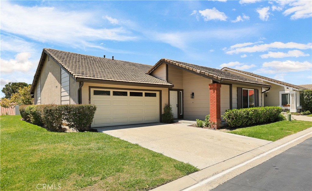 28401 Alava, Mission Viejo CA 92692 - photo 1