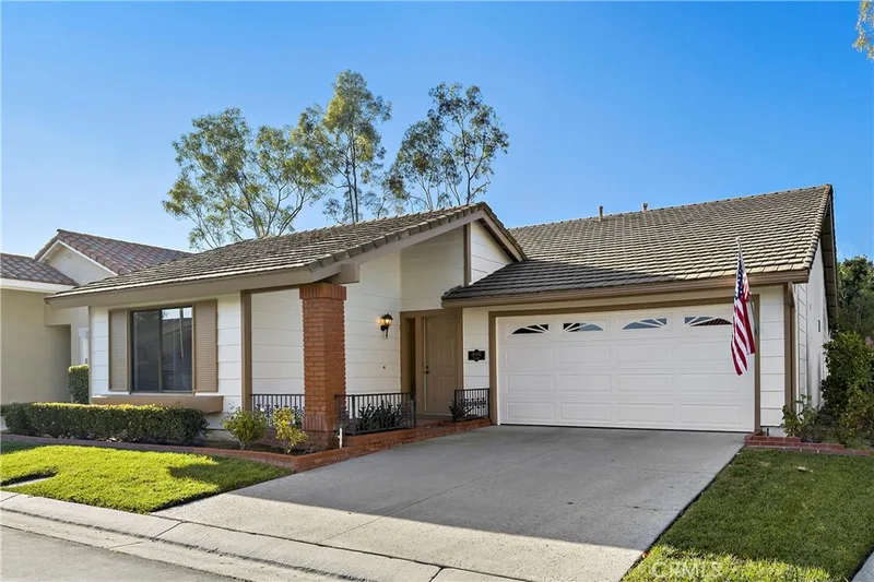28402 Pacheco, Mission Viejo, CA 92692