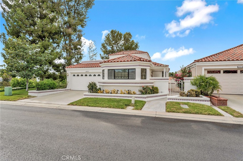 28404 Buena Vis, Mission Viejo CA 92692 - photo 3