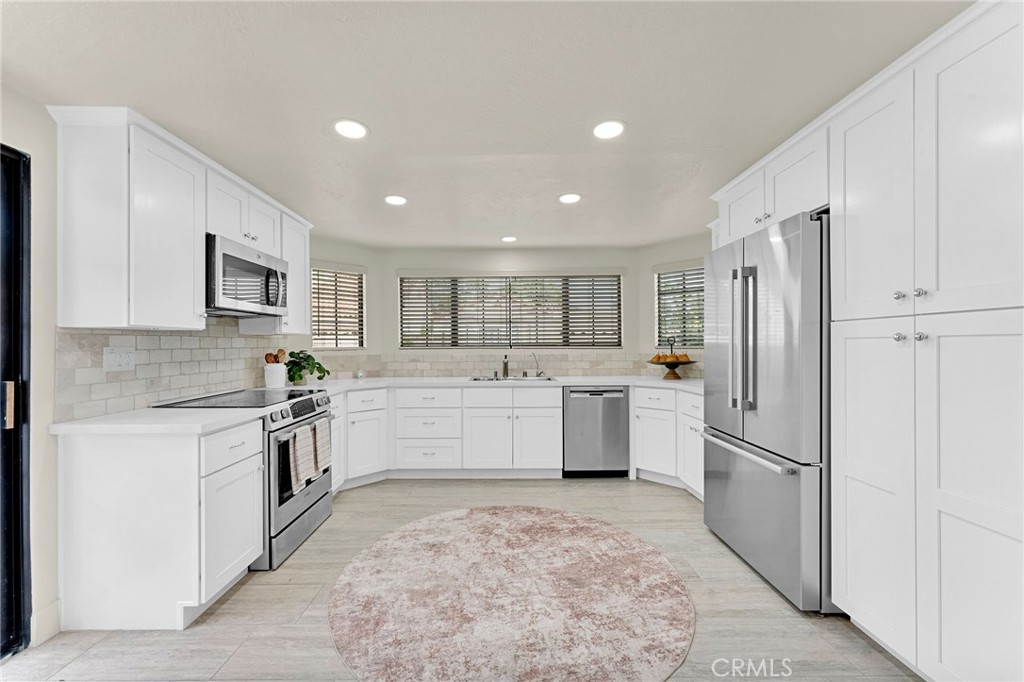 28404 Buena Vis, Mission Viejo CA 92692 - photo 9