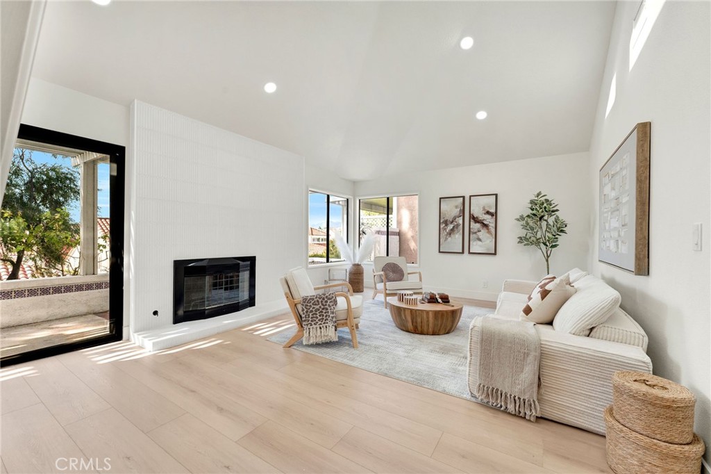 28404 Buena Vis, Mission Viejo CA 92692 - photo 29
