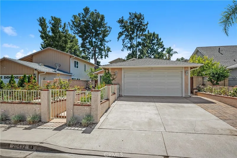 28432 Ronea, Mission Viejo, CA 92692
