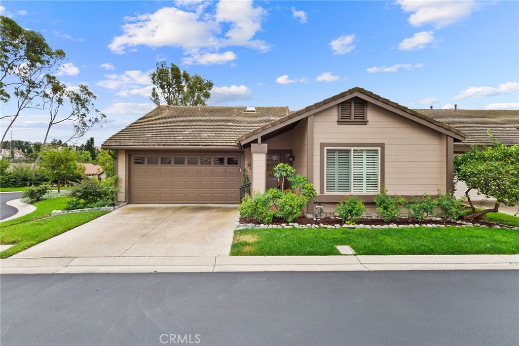 28501 Barbosa, Mission Viejo CA 92692 - photo 2