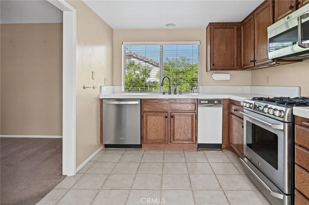 28546 Cano, Mission Viejo CA 92692 - photo 13