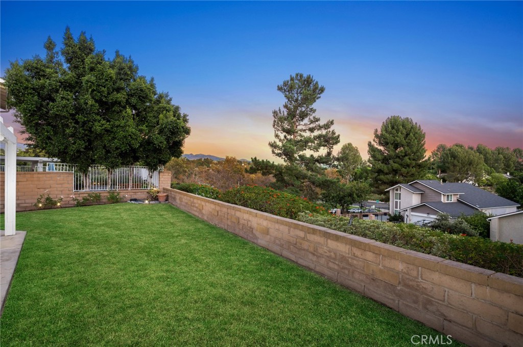 Views of mountains, trees and skylight - 28802 Tomelloso, Mission Viejo CA 92692 - photo 4