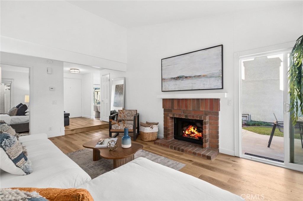 cozy fireplace - 28802 Tomelloso, Mission Viejo CA 92692 - photo 8
