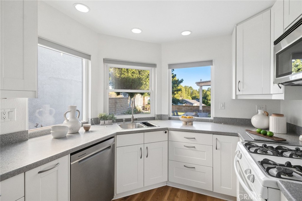 New dishwasher in remodeled kitchen - 28802 Tomelloso, Mission Viejo CA 92692 - photo 9