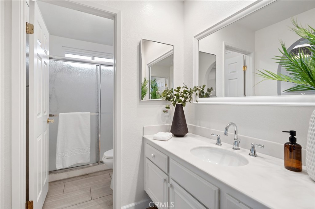 Primary bedroom's Bath - 28802 Tomelloso, Mission Viejo CA 92692 - photo 17