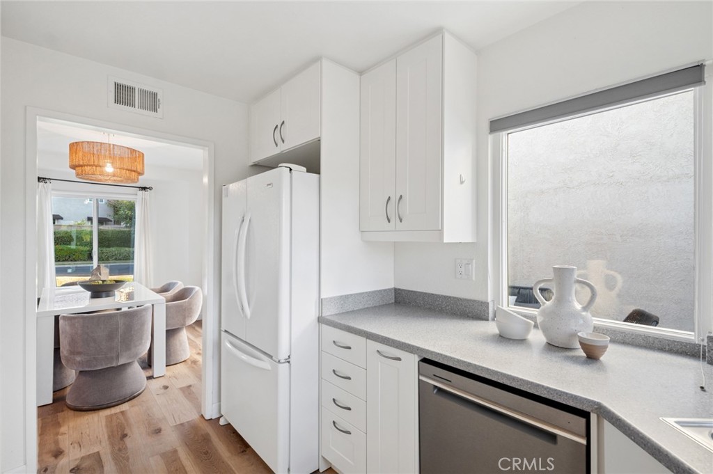 kitchen - 28802 Tomelloso, Mission Viejo CA 92692 - photo 28
