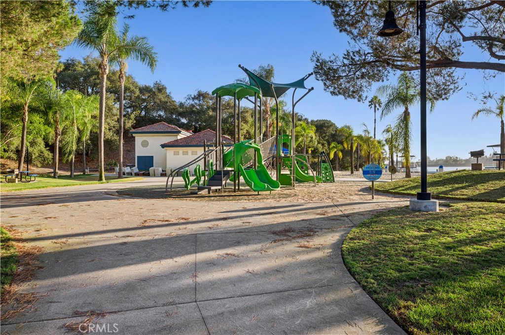 28802 Tomelloso, Mission Viejo CA 92692 - photo 44