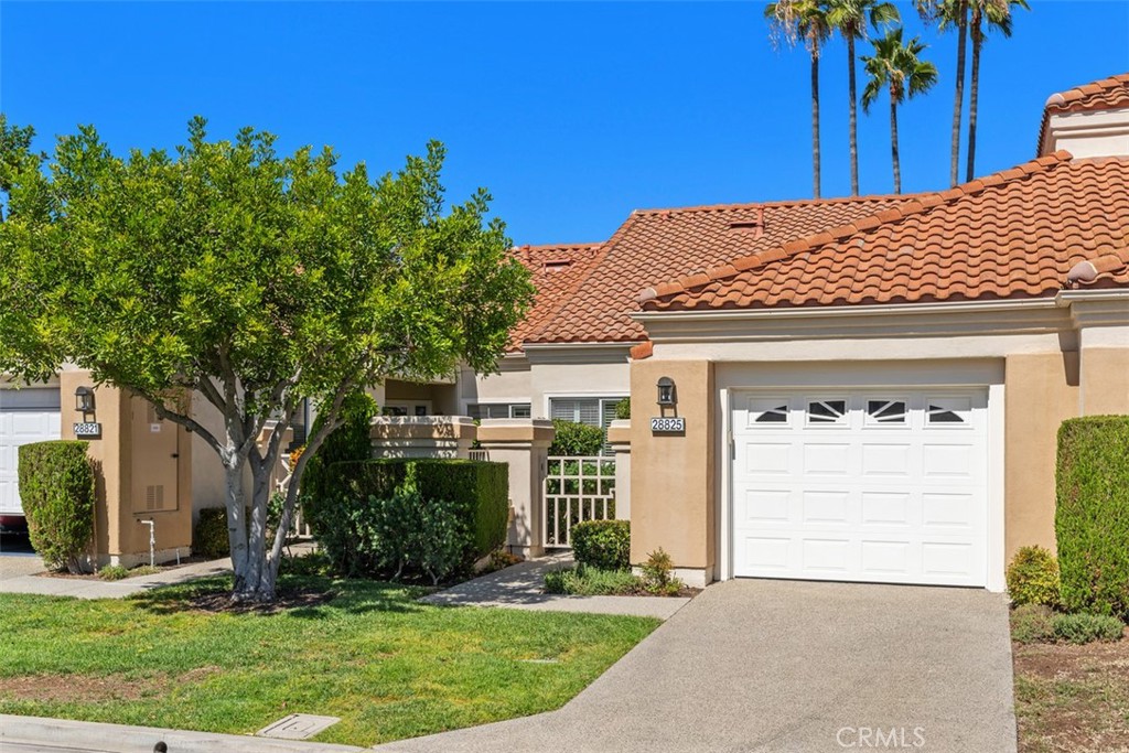 28825 Paseo Campana, Mission Viejo CA 92692 - photo 2