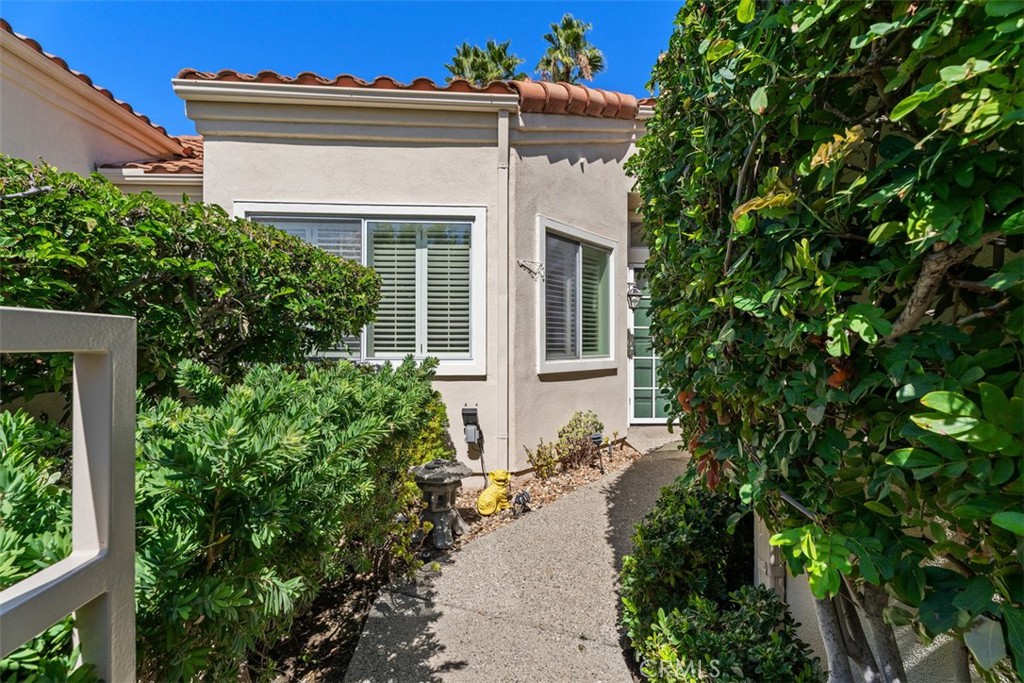 28825 Paseo Campana, Mission Viejo CA 92692 - photo 3