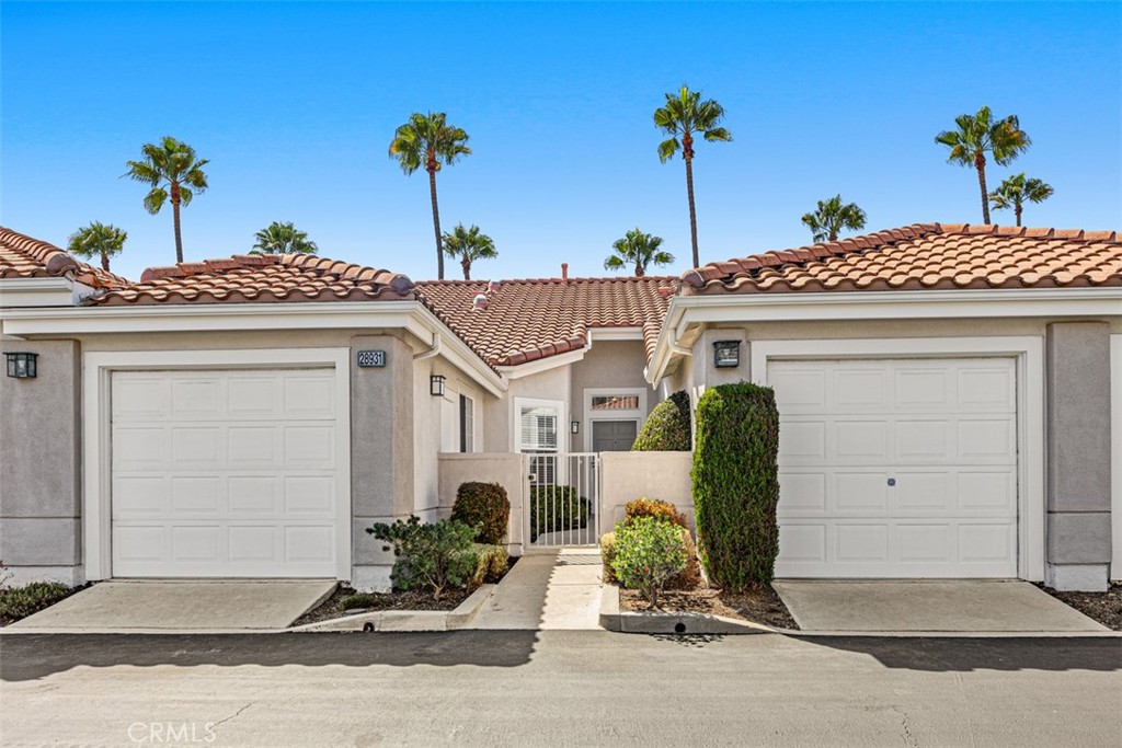 2 single car garages - 28931 San Solaire, Mission Viejo CA 92692 - photo 1