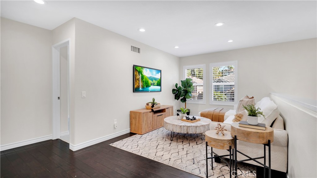Upstairs loft - 43 Cantata, Mission Viejo CA 92692 - photo 16