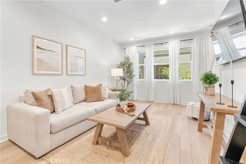 59 Sanctuary Lane, Mission Viejo, CA 92692