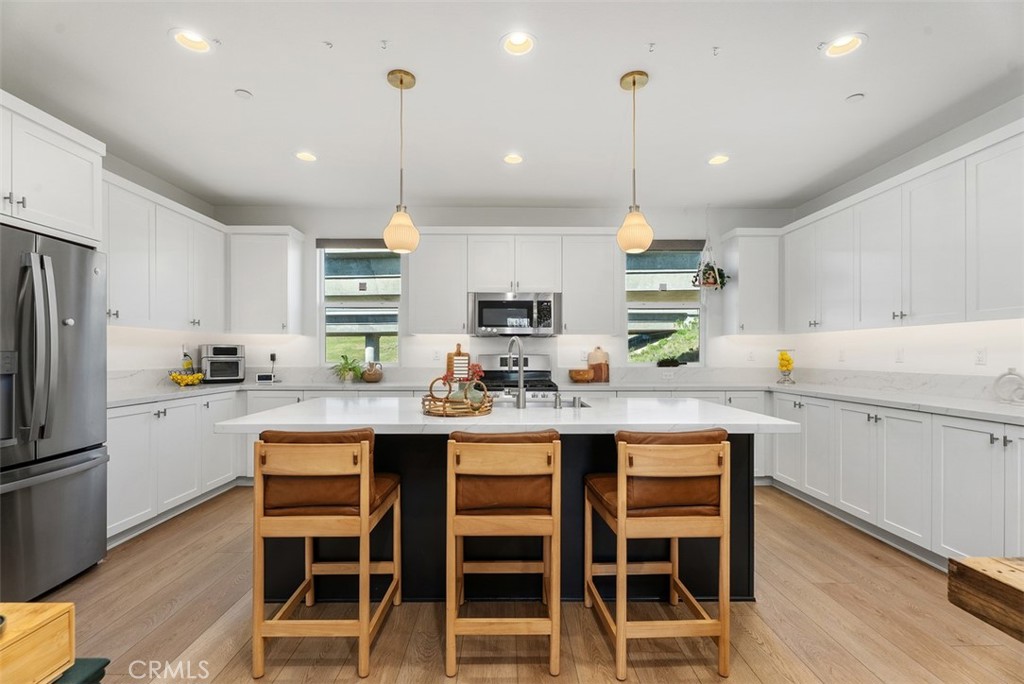 gorgeous kitchen - 85 Hideaway Loop, Mission Viejo CA 92691 - photo 1
