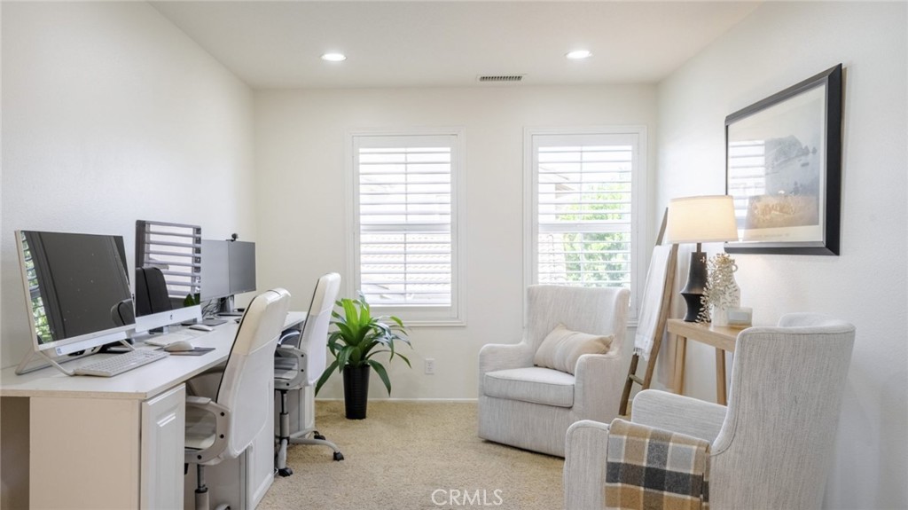 Fourth Bedroom Option at time of Build. Currently, being iused as an Office/Flex Space/Loft. - 9 Calle Rosado, Mission Viejo CA 92692 - photo 28