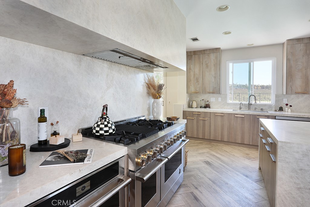 91 Windswept Way, Mission Viejo CA 92692 - photo 17