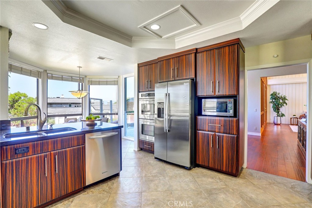 1 Saint Tropez, Newport Beach CA 92660 - photo 22