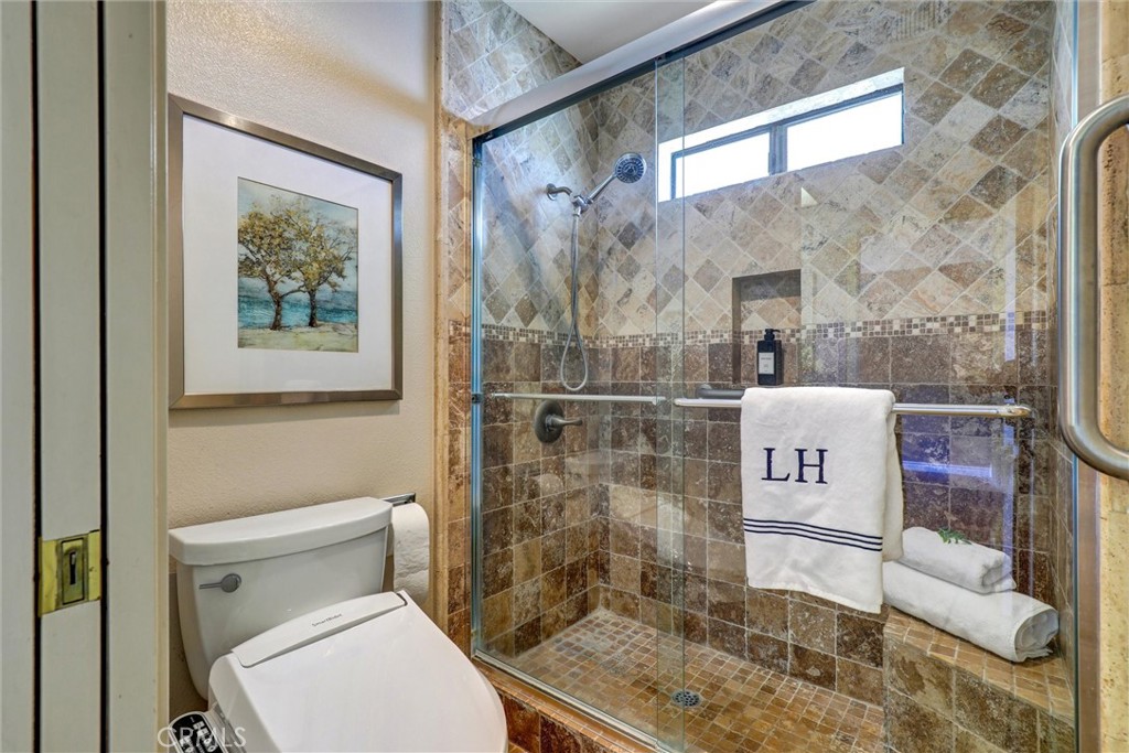 Jack and Jill walk in shower - 1 Saint Tropez, Newport Beach CA 92660 - photo 50