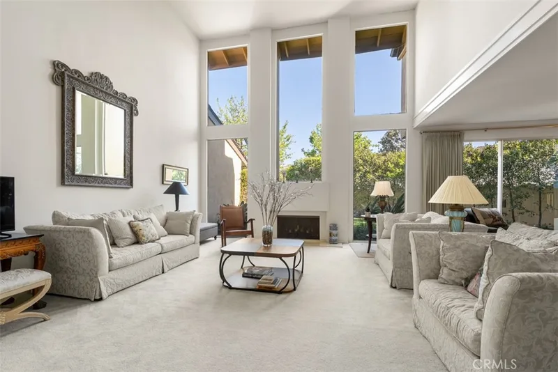 10 Rue Valbonne, Newport Beach, CA 92660
