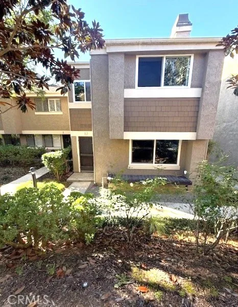 10 Summerwalk Court 29, Newport Beach, CA 92663