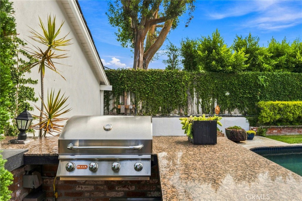1000 Dover Drive, Newport Beach CA 92660 - photo 51