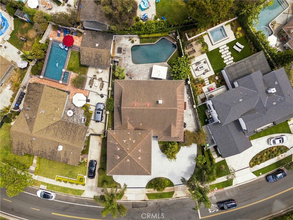 1000 Dover Drive, Newport Beach CA 92660 - photo 56