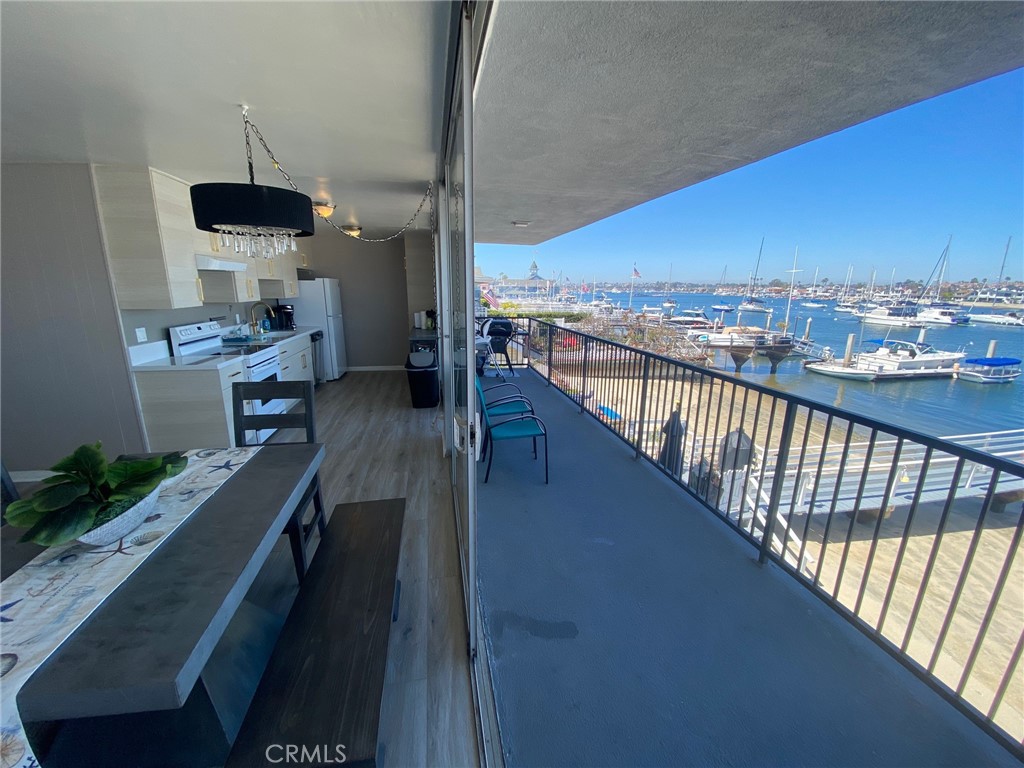 1006 E. Balboa Blvd B, Newport Beach CA 92661 - photo 11