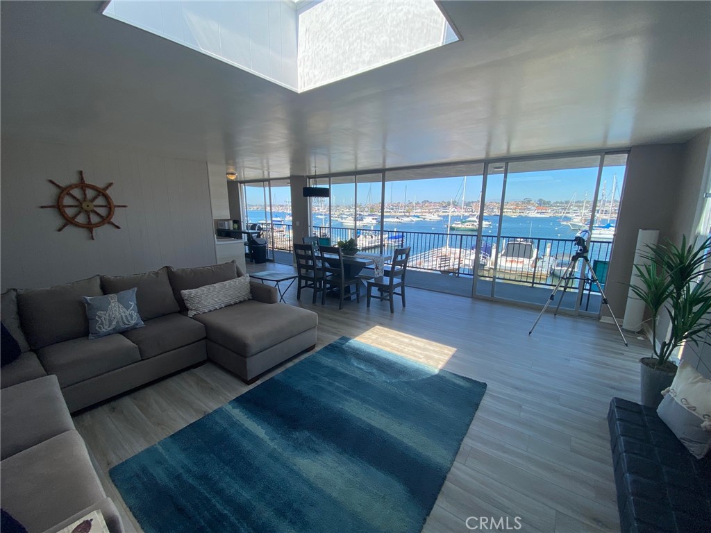 1006 E. Balboa Blvd B, Newport Beach CA 92661 - photo 15
