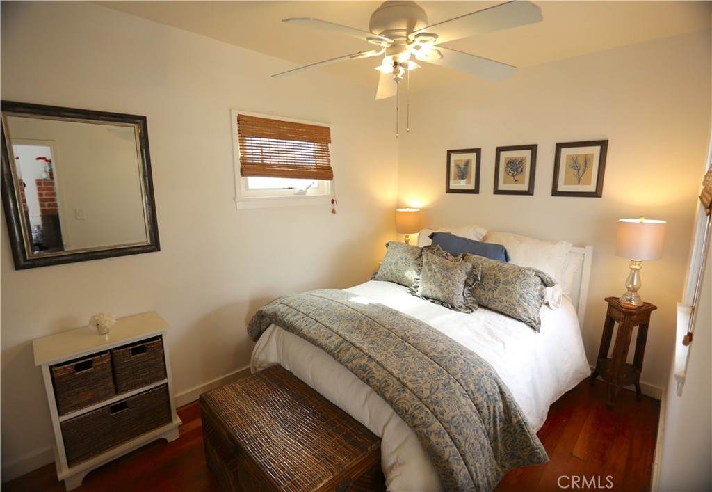Bedroom - 1007 Balboa Ave. Avenue, Newport Beach CA 92662 - photo 5