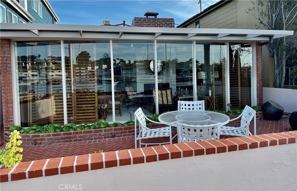 1009 N Bay Front, Newport Beach CA 92662 - photo 4