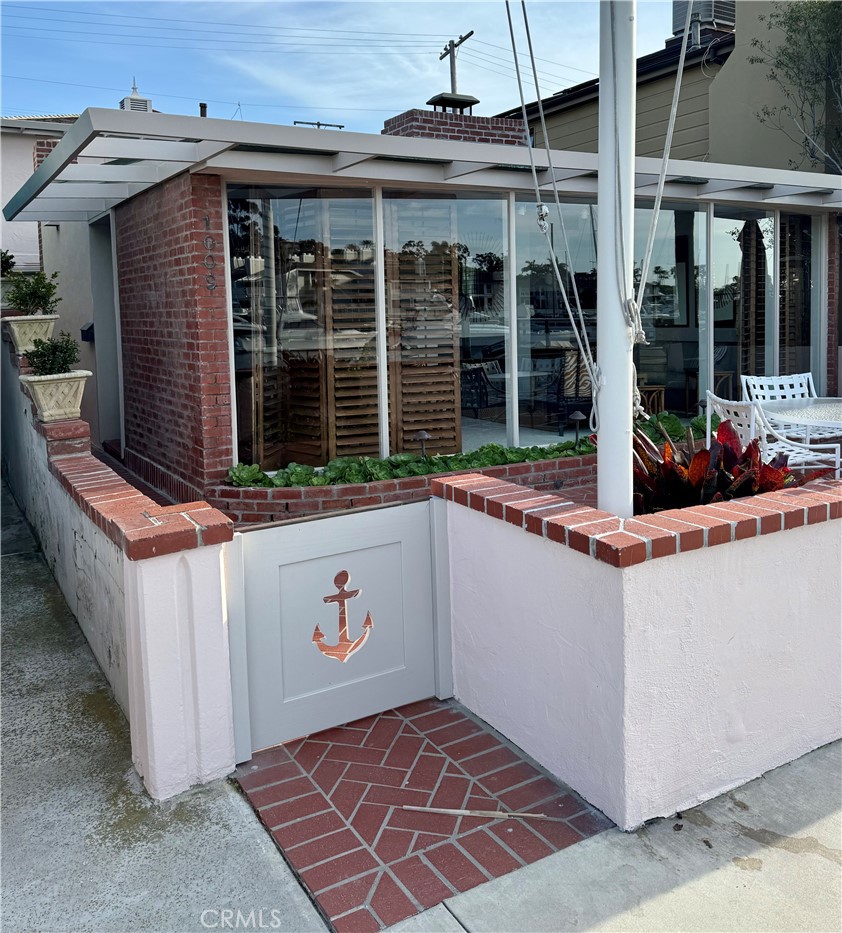 1009 N Bay Front, Newport Beach CA 92662 - photo 5