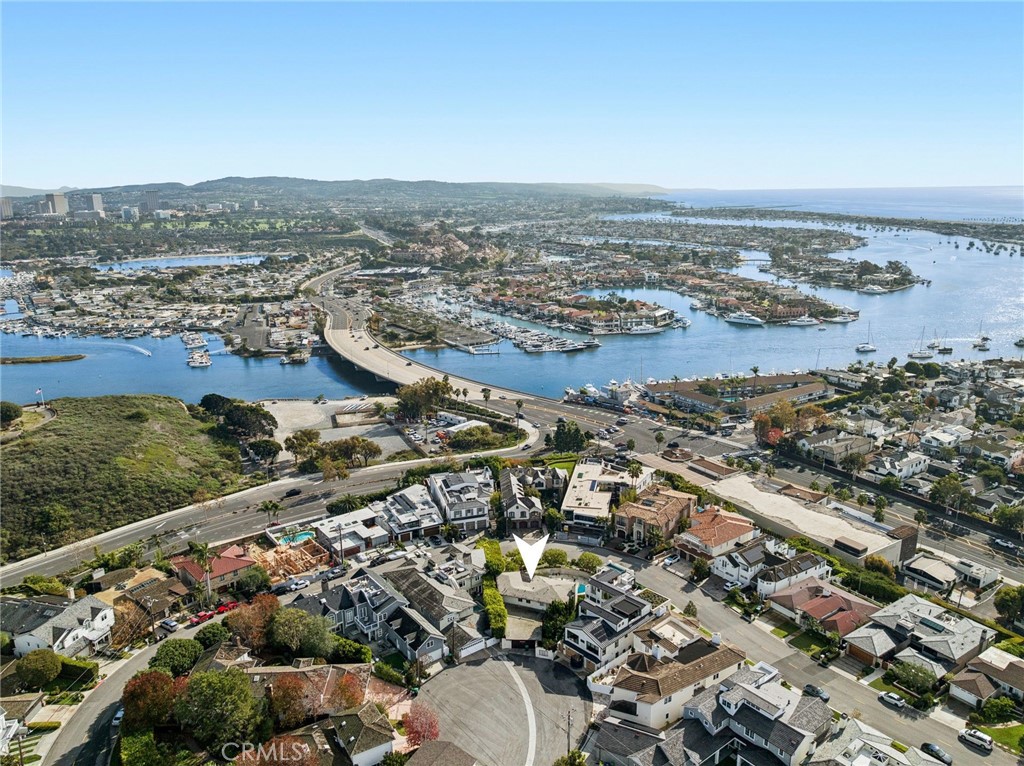 101 Kings Place, Newport Beach CA 92663 - photo 1